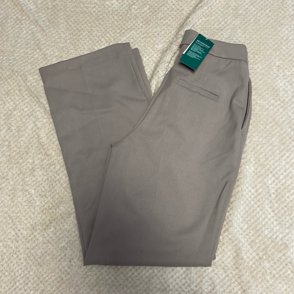 NWT HM Slacks size 6